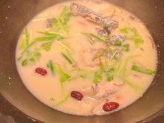 -咕嘟草帽鱼·牛奶一样的鲜鱼汤(包河万达广场创始店)