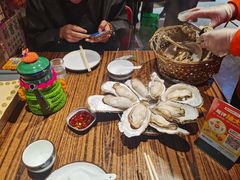-蚝堡海鲜·威海菜·海肠捞饭·烧烤·亚洲吃蚝公司(幸福门店)
