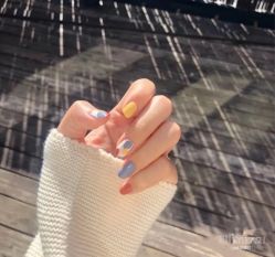 -吉吉靓甲美睫