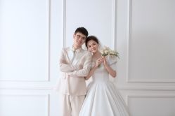 -雪中彩影婚纱摄影·微光艺术中心