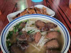 -香辉食馆(新兴路店)