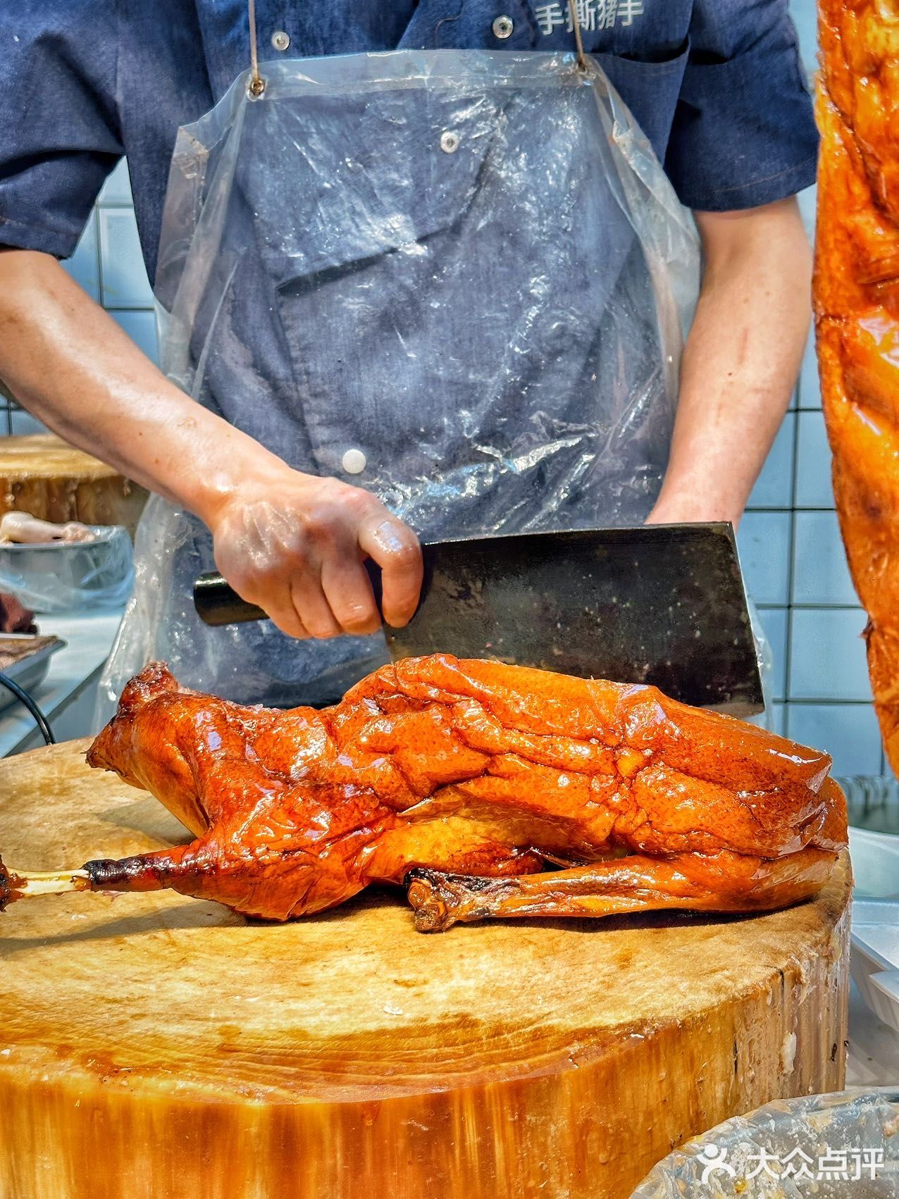 销魂脆皮烧肉｜手撕猪手每日排长龙烧腊店推荐