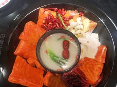 -重庆古老火锅