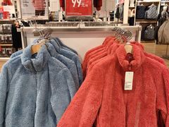 -优衣库(上海中山公园兆丰广场店)