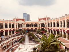 -佛罗伦萨小镇广佛名品奥特莱斯(疏港路店)