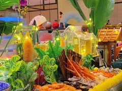 -广州万富希尔顿酒店·感趣自助餐厅·金秋蟹宴生蚝海鲜刺身