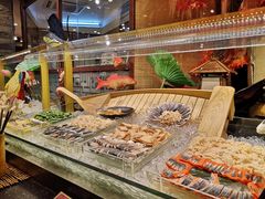 自助取餐区-四海一家自助餐(益田假日广场店)