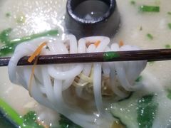 -飞虎过桥米线(翠湖店)