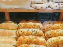 -顶东面包花园·生日蛋糕(香榭丽店)