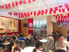 等位区-老通城豆皮大王(吉庆街店)