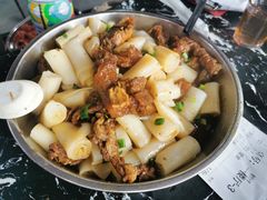 牛腩猪肠粉-牛一煲美食(江高店)