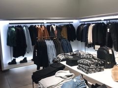 -ZARA(世贸天阶店)
