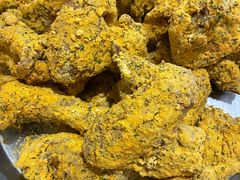 -BHC炸鸡(明洞总店)