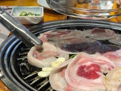 -唯成•韩国炭火烤肉 유성고기