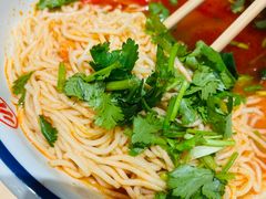 -遇见小面(东方宝泰店)