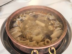-菌海森林·非遗野生菌火锅(西山区滇池路摩根道店)