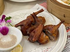 -万山楼海鲜酒家·二十三年老字号