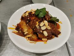 -姚姚酸菜鱼·金戈戈香港豉油鸡(喜荟城联名店)