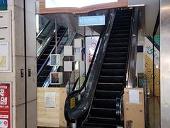 -第5大道精品休闲购物广场
