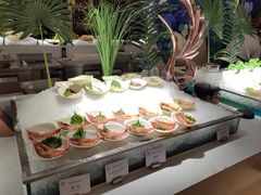 -腾阁自助餐厅(朝林广场店)