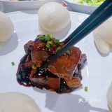 不想多说，但东坡肉配馒头真的绝绝子！