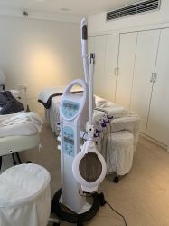 -JNK皮肤管理中心