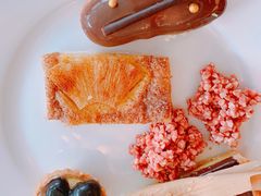 -圣丰索菲特·2 On 988 Café 自助餐厅