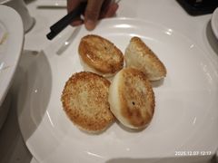 生煎菜肉包-万龙洲海鲜(大兴绿地缤纷城店)