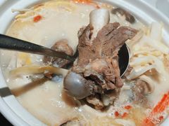 -三人行骨头王火锅(长寿店)