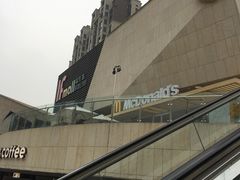 -易生活购物公园
