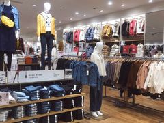 -优衣库(哈尔滨乐松广场店)