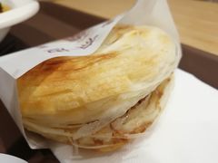 肉夹馍-魏家凉皮(铜锣湾店)