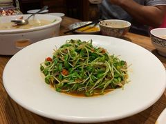 -SEEUNARI西域娜依新疆菜(环宇广场店)