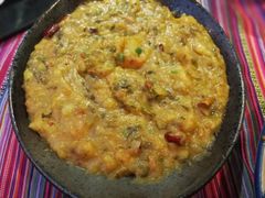 -香巴拉云南餐厅(华莱坞店)