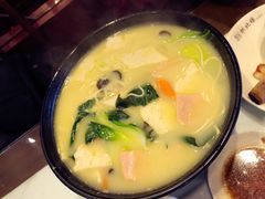 -拱北楼(皇亭广场店)