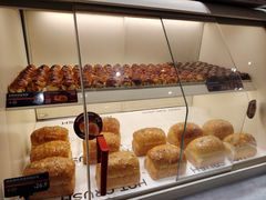 -HOT CRUSH趁热集合·现烤面包(环球港店)