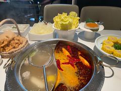 -左庭右院鲜牛肉火锅(金山万达店)