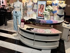 -Victoria's Secret(杭州湖滨银泰in77店)
