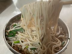 -正宗杨记普洱酸醋米线(总店)