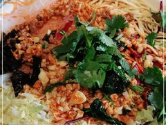 -喝丢一只鞋辣炒海鲜小烧烤(三八广场店)