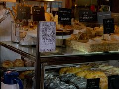 面包甜点陈列柜-仙峰天然面包(迎宾路店)