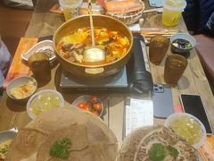 -毛肚向右·川渝毛肚王(经开永旺店)