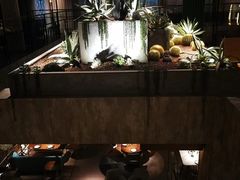 -The ROOF (通盈中心店)