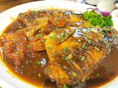 天目湖砂锅鱼头猪手煲-梁溪河畔·吉府花园(南长街南下塘店)