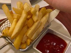 香脆薯条-WOLFGANG PUCK KITCHEN & BAR(迪士尼小镇店)