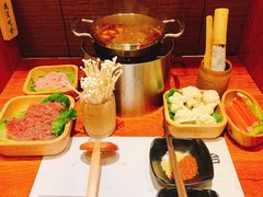 -独食火锅·半米屋台(直营总店)