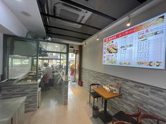 -黄阿姨锅贴大王(万航渡路店)