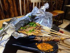 -何师烧烤Pro ·江湖川菜·小龙虾·精酿(太古里旗舰店)