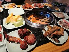 -釜御山海鲜烤肉火锅自助(新城市中心店)