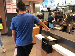 -麦当劳(百联西郊购物中心店)